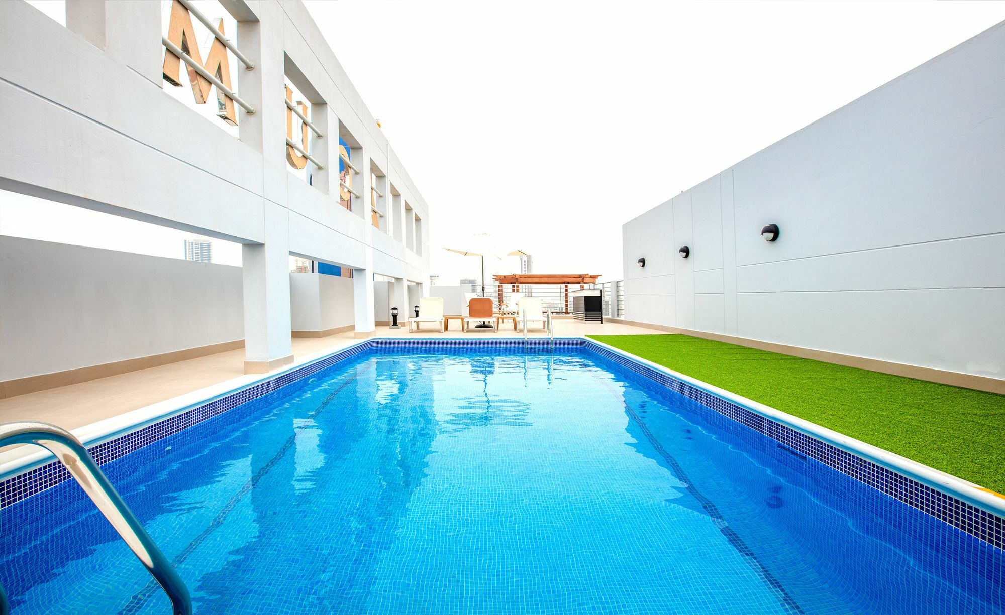 Loumage Suites&Spa Manama Exterior foto